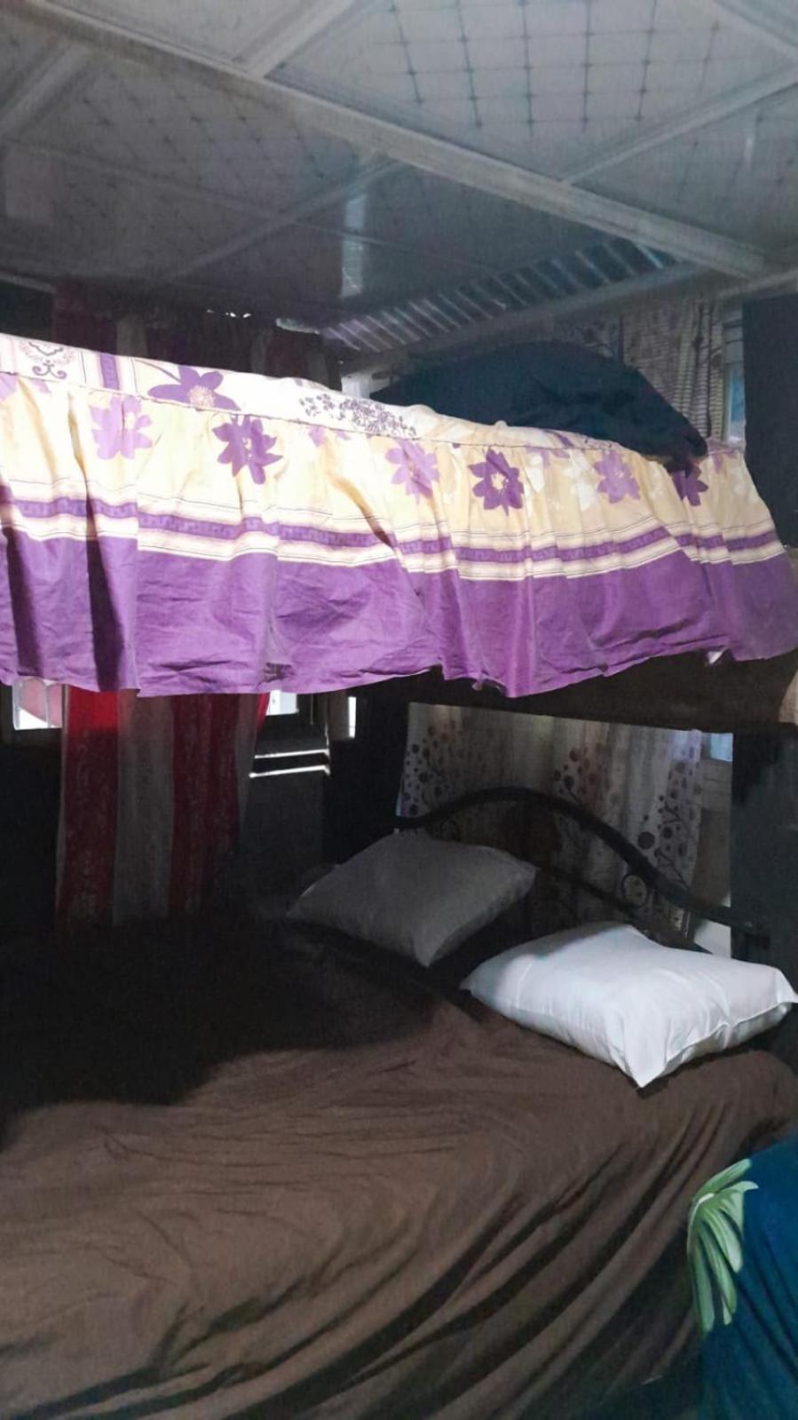 Hostal Cafe Axel Bocas del Toro Eksteriør bilde