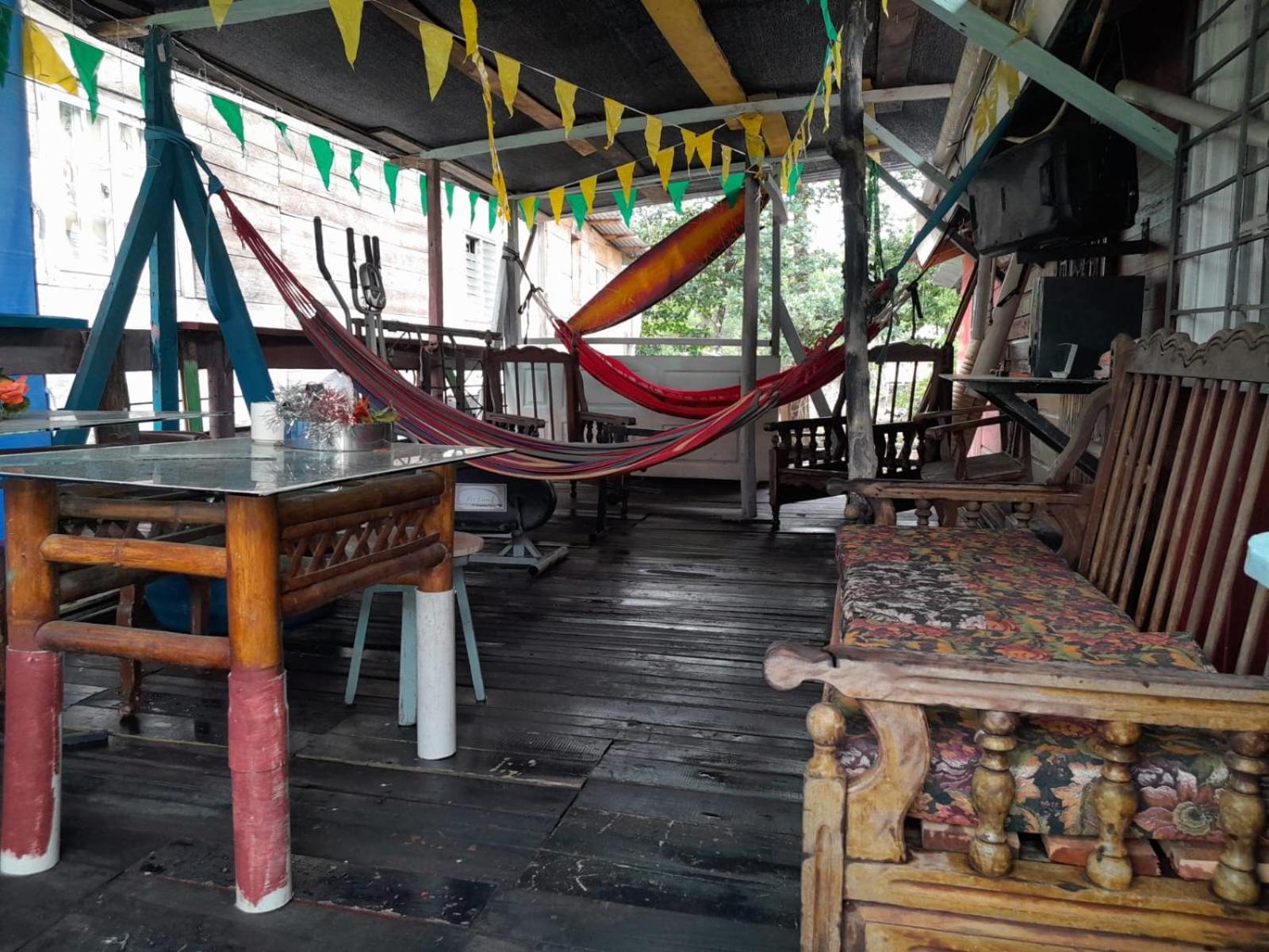 Hostal Cafe Axel Bocas del Toro Eksteriør bilde